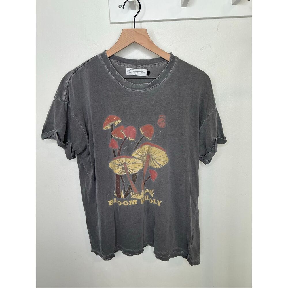 Girl Dangerous Bloom Wildly Shirt | Vintage Gray in Small